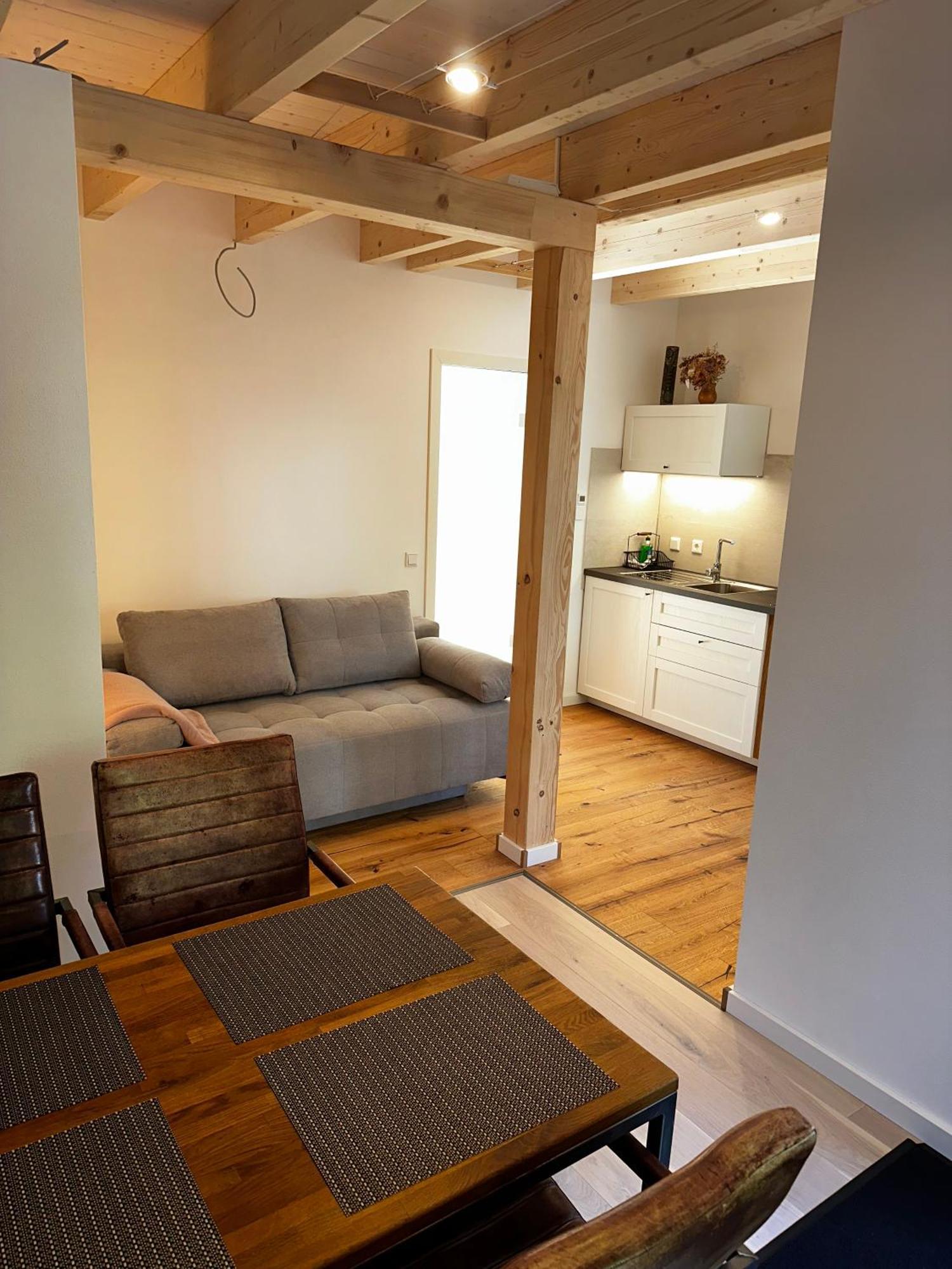 Ferienwohnung Stenja - Made Of Wood Dresden Ngoại thất bức ảnh